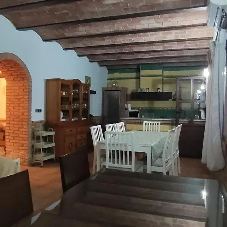 La Traviesa *