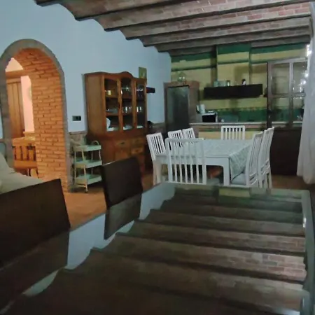 La Traviesa Casa de Férias Aljucén